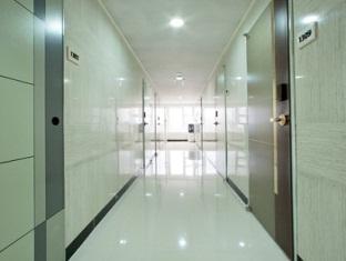 Ev Chain Guro Parkside Hotel Seoul