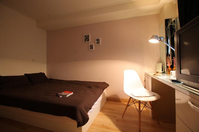 Ev Chain Guro Parkside Hotel 3*